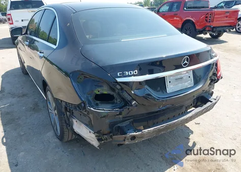 2015 Mercedes-Benz C 300 4Matic/Luxury 4Matic/Sport 4Matic из США, поврежденный, VIN 55SWF4KB7FU007406